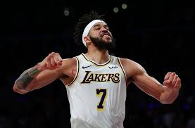 Los Angeles Lakers Three Free Agents The Team Should Keep Nba Lakeshow Nbafreeagency Free Agent Lakers Los Angeles Lakers