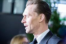 The night manager star, 35, has two sisters — sarah hiddleston, who is a journalist, and emma, an actress. Tom Hiddleston Wikipedia