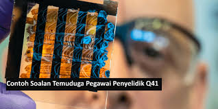 Pegawai komunikasi strategik, pegawai hal ehwal islam, pegawai arkib, kurator, pustakawan, pegawai pembangunan masyarakat, pegawai belia dan sukan, pegawai perhubungan perusahaan. Pegawai Penyelidik Q41 Archives Kerjaya Kerajaan