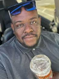 Sidney Dotson's Instagram, Twitter & Facebook