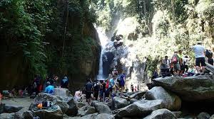 Kuala kubu bharu town is a good place for photographers interested in photographing old buildings and sites such as the monument of kuala kubus tragedy, old fire station, etc. Chiling Waterfall Peretak 2021 All You Need To Know Before You Go With Photos Peretak Malaysia Tripadvisor