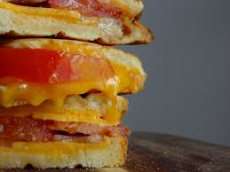 Sandwich Au Barbecue Braaibroodjie Afrique Du Sud Recipe Sandwiches Food Barbecue