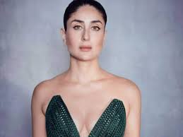 Kareena kapoor looks hot in black (v.redd.it). Kareena Kapoor Khan Reveals The One Thing She Can T Live Without Filmfare Com