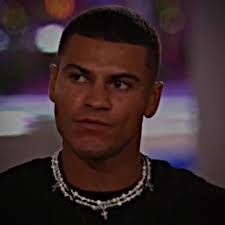 Jamie Reece's Instagram, Twitter & Facebook