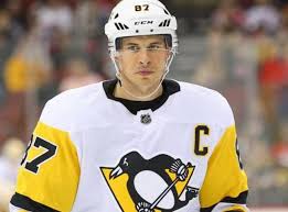 When sid moved to usa, he resided in the house of an honored canadian hockey player mario lemieux. Sidney Crosby Wife Girlfriend Sister House Salary Teeth Height Gay Celebtap