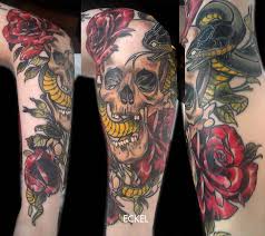 Tatouage tête de mort avec serpent dans la bouche – Inkage