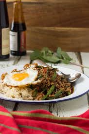 Season with a little salt and pepper before you cook the egg. Ga Prao Pepper Pad Ga Prao Thai Basil Minced Meat Vegan Recipe Set A Wok Over High Heat Jessicapaulsen37
