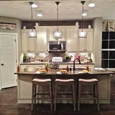 29 Easy Kitchen Lighting Fixture Ideas To Accent The Bathroom In Your Loft Kitchen Lighting Over Table Lighting Fixtures Kitchen Island Modern Kitchen Lighting