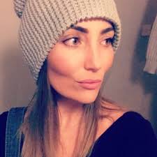 Hannah Marie (@theycallherhan)