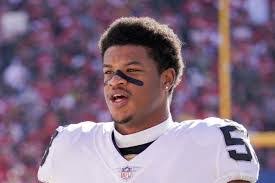 Javin White's Instagram, Twitter & Facebook