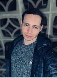 Shmulik, divorced. An Israeli guy lives in Ridgefield, Ct. Happy to meet  new people.