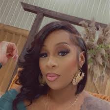 Shantell Collins's Instagram, Twitter & Facebook