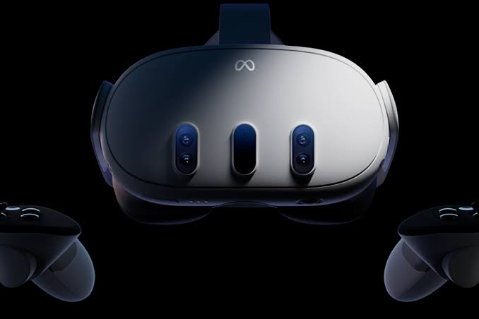 Meta Quest 3 Mixed Reality Headset view 3