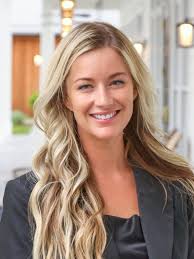 Ashley Helfer's Instagram, Twitter & Facebook