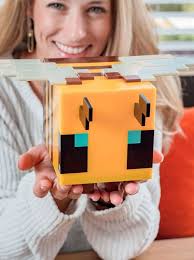 Светильник Майнкрафт "Пчела" Minecraft Bee желтый