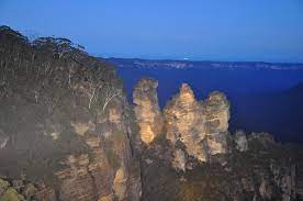 Strong support for enough is enough rally in katoomba | gallery. Katoomba Towns Info Blue Mountains