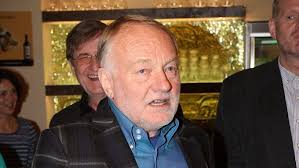 Jáchyme, hoď to do koše! Luděk Sobota prý vážně ohrožuje své zdraví  nebezpečnými léky