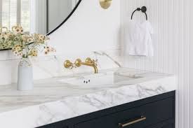 Wooden bathroom floor storage cabinets, whether in the bathroom or living room, can be perfectly matched with furniture. 12 Minimalist Bathroom Ideas To Inspire You