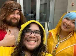 It's crazy getting recognized from AWA,I cant wait to run into more people  tomorrow! :3