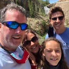 Mike Davey Stands With Ukraine 🇺🇦