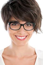 Scrunch the hair for width, as longer hair will just make a big forehead problem worse. Hairstyle Ideas For A Small Forehead And Glasses Women Hairstyles