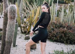 Elena marín serna has disabled new messages. Al Lancio Di Oysho Sport Con La Ballerina Di Rosalia Elena Marin