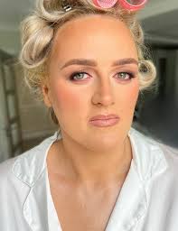 Megan Curran (@megancurranhairandmakeup) • Instagram photos and videos