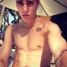 Justin Bieber And Selena Gomez In Mexico For New Year Celebration Justin Bieber