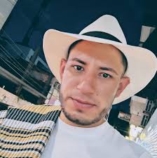 Alex Saenz (@alex.saenz.961993)