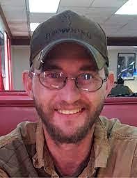 Tom Stice's Instagram, Twitter & Facebook