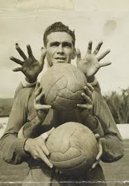 Fã do goleiro muriel, ele já sabe onde encontra a paz, a esperança e o vigor para vencer esse jogo. Carlos Jose Castilho Wikipedia A Enciclopedia Livre