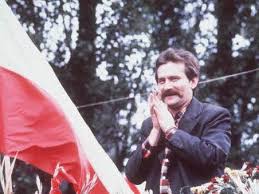 Xx wieku stał się jedną z najważniejszych postaci polskiej polityki. Lech Walesa Als Wichtigtuer Archiv