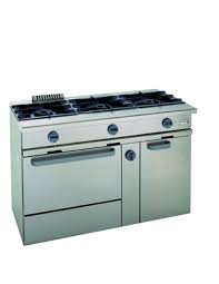Tope y frente de mandos en acero inoxidable. Cocina Industrial 3 Fuegos Horno Gratinador