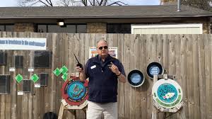 In The Studio with Bradley J Join Bradley J as he chats with Lillian, Aaron,  Jack, Ayden & Ti from the Topeka High School Trojan Theater about their  final play of the