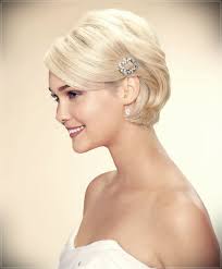 If you are looking for easy yet beautiful prom hairstyles for short hair, then you have come to the right place. Prom Hairstyles For Short Hair 12 Short And Curly Haircuts