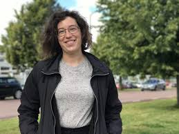 På min fritid umgås jag med vänner, och försöker vara aktiv. Johanna Har Ritat De Nya Planerna For Ostra Hamnen Alands Radio Tv Ab