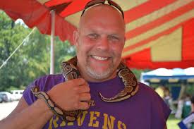 Wade-in shows slow progress in water quality