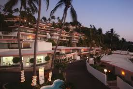 For a unique experience in the city of acapulco city in mexico stayresmexico.com provides with perfect acapulco hotels. Las Brisas Acapulco Moxley Co