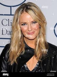 Davlyn Davis's Instagram, Twitter & Facebook