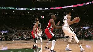 Giphy links preview in facebook and twitter. Giannis Dunk Gifs Get The Best Gif On Giphy