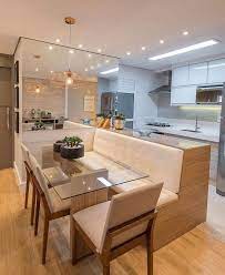 Arredamento E Dintorni Ingrandire E Illuminare Un Locale Con Gli Specchi Arredamento Isola Cucina Arredo Interni Cucina Progetti Di Cucine