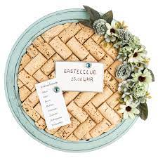 Sommer ferien diy foto pinnwand fur urlaubserinnerungen selber. Bastelidee Pinnwand Aus Korken Ideen Mit Herz