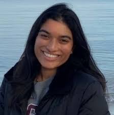 Kelly Ribeiro's Instagram, Twitter & Facebook