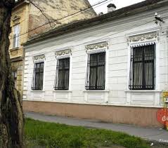 V850 casa de vanzare in timisoara, zona foxfort imobiliare propune spre vanzare casa tip curte comuna, situata in zona modern, localitatea timisoara, avand un numar de 3 camere, cu o suprafata utila de 71 mp si teren 40 mp. Casa De Vanzare Imobil Istoric Balcescu Timisoara Ci229810 Compariimobiliare Ro