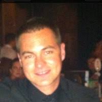 40+ perfiles de «Aston»