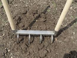 Travail Terre Bio Beche Grelinette Potager Bio Jardins