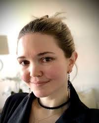 Stephanie Mason's Instagram, Twitter & Facebook