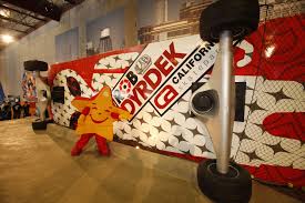 A crew of people come up with new things to do every week. Happy Star Was Hanging Out At Rob Dyrdek S Fantasy Factory With The World S Largest Skateboard Rob Dyrdek Rob And Big Fantasy