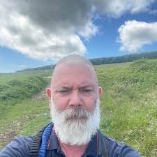 Prayers for you Charlie Kirk and your beautiful family.  😔🫶🏼🙏🏼🙏🏼🙏🏼🥺you may be gone now but will never be forgotten a true  legend and hero