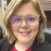 Amanda Vehlewald's Instagram, Twitter & Facebook